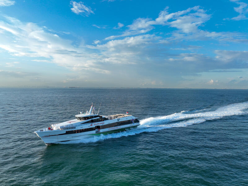 Fast boat dari Bali